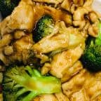 Best Chicken with Broccoli in Elizabeth, NJ